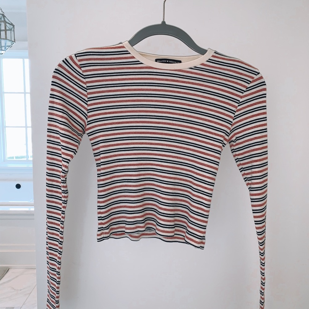 BRANDY MELVILLE LONG SLEEVE